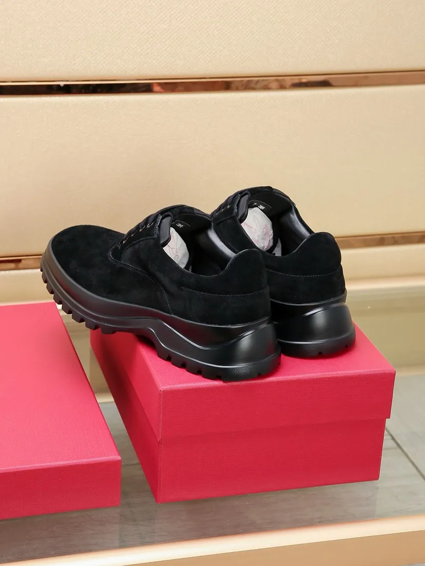 Men's men's shoes💰P660💰🔥《Ferragamo》👏Latest • High-end top brand luxury ~ purchasing agency, top quality ~. New fashionable business men's shoes🔜The uppers are made of original first-layer suede cowhide➕cowhide·lining, with fine workmanship. The original stylish and soft combination wear-resistant and non-slip outsole is light and comfortable on the feet. The real thing looks better in real photos. Number of yards: 38--44 (45 and 46 can be customized)